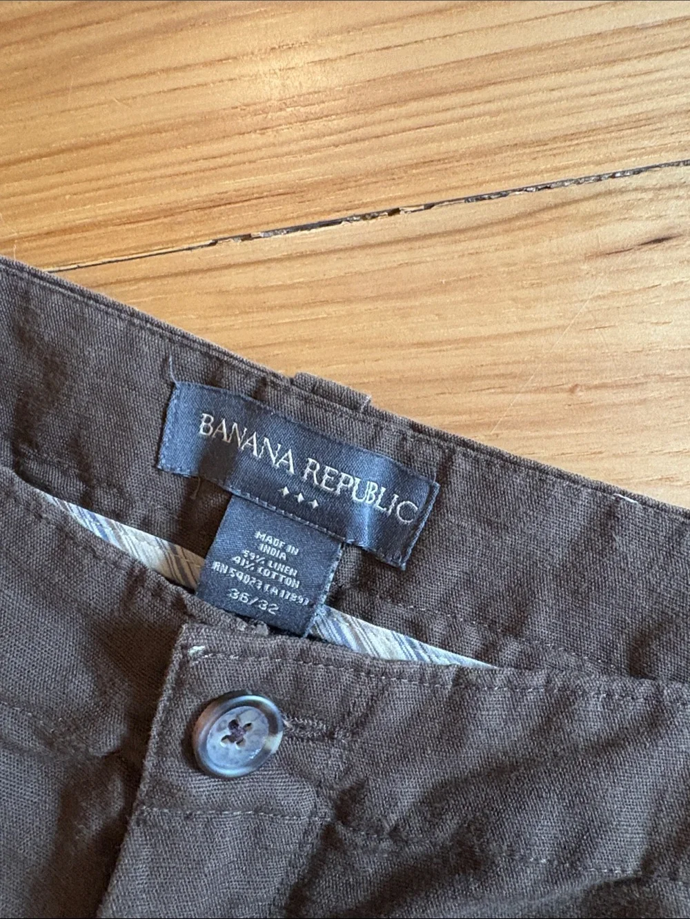 Banana Republic Men's linen pants in Dark Brown